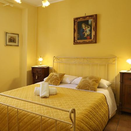 タオルミーナCasa Antico Borgo Cuseniアパートメント エクステリア 写真