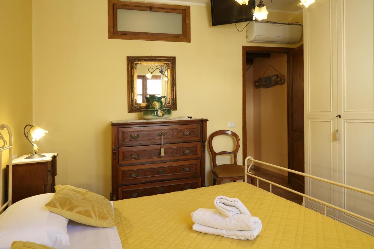 タオルミーナCasa Antico Borgo Cuseniアパートメント エクステリア 写真