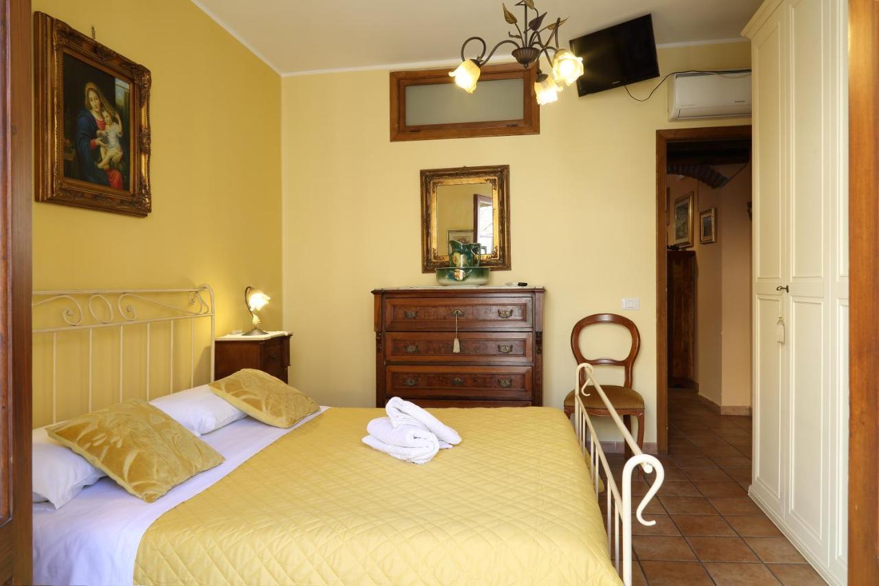 タオルミーナCasa Antico Borgo Cuseniアパートメント エクステリア 写真
